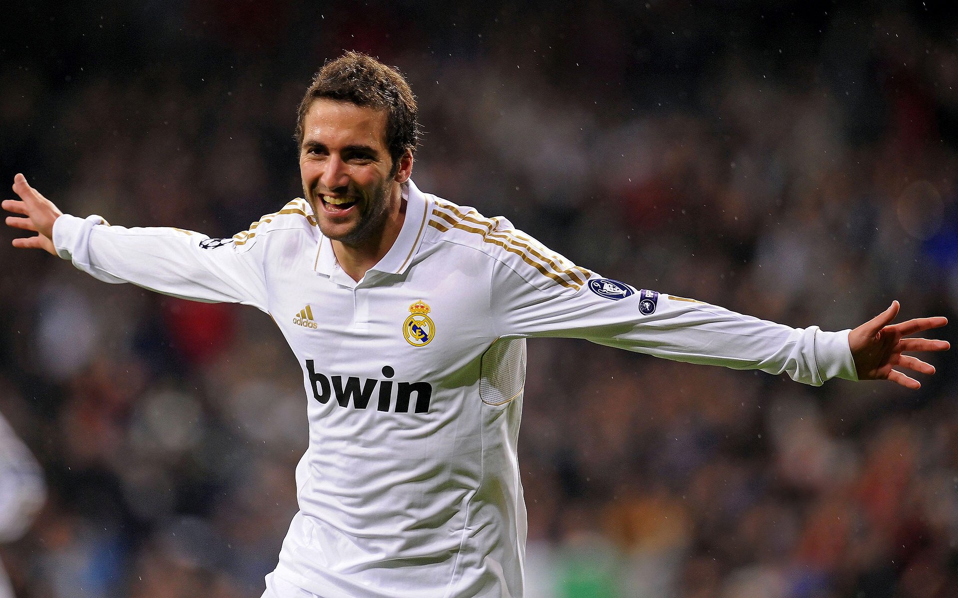 开云-公牛球馆引入“智能人脸识别入场系统”，提升安保效率，公牛队进场